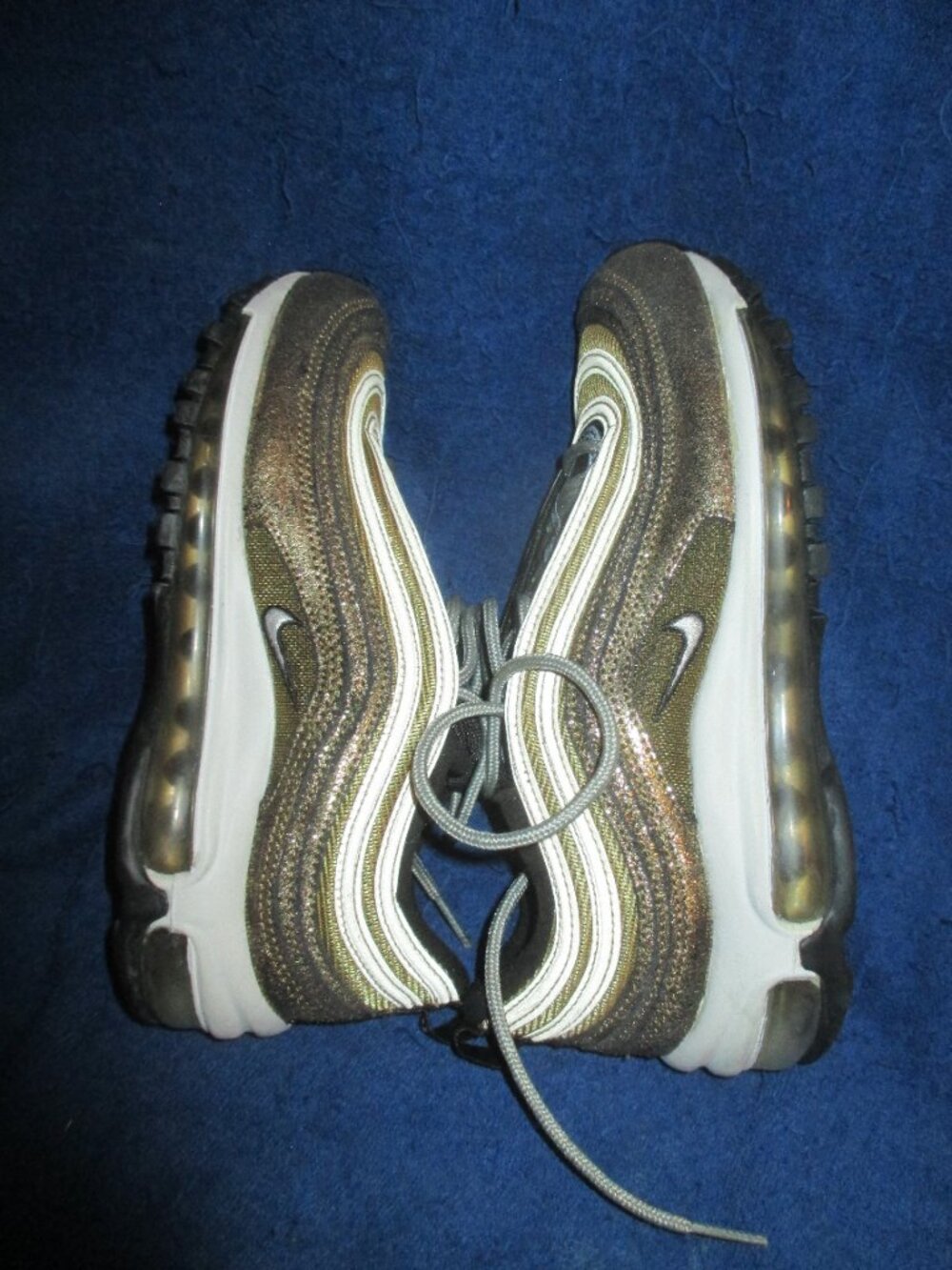 Nike Air Max 97 Sneakers Womens 7 Golden Gals Metallic Shoes DO5881-700